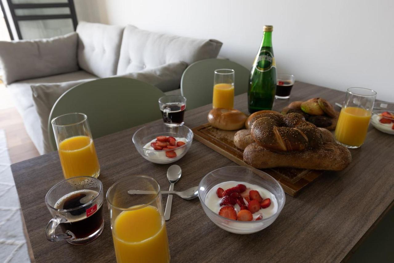 Elegant Apartment W Balcony & Mamad In Heart Of Tel Aviv By Sea N' Rent Eksteriør bilde